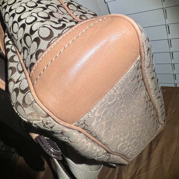 Coach CC messenger crossbody bag. Leather and canvas. Great condition. - Picture 3 of 11